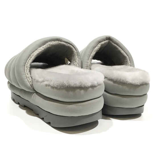 UGG Maxi Slide Platform Puffer Sandals -Grey -Women’s US 10 -NEW - Picture 3 of 7